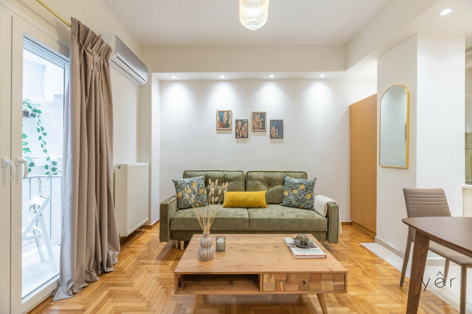 Elegance in Koukaki: 5-Minute Away to Acropolis